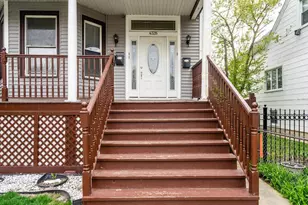 4326 N Avers Ave, Chicago, IL 60618 - Photo 5