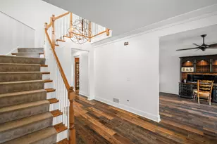 39W430 Armstrong Ln, Geneva, IL 60134 - Photo 5