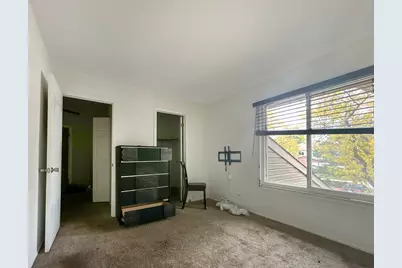 [Address not provided], Carol Stream, IL 60188 - Photo 5