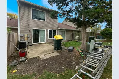 [Address not provided], Carol Stream, IL 60188 - Photo 7