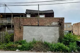 350 E 115th St, Chicago, IL 60628 - Photo 1