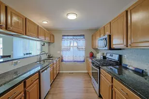 2407 Miriam Ave, Zion, IL 60099 - Photo 11