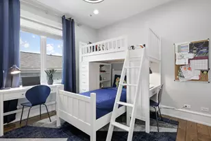 1928 W Wolfram St, Chicago, IL 60657 - Photo 17