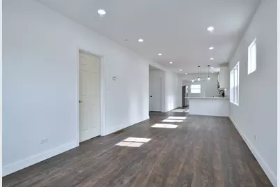 1405 S Central Avenue, Cicero, IL 60804 - Photo 5