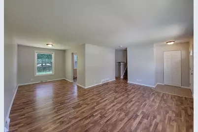 17113 Elm Drive, Hazel Crest, IL 60429 - Photo 5