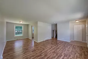 17113 Elm Dr, Hazel Crest, IL 60429 - Photo 5