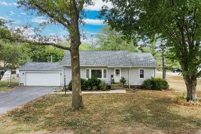 725 Sheridan Street, Chenoa, IL 61726 - Photo 1