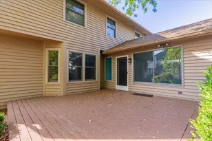 10 Inverness Dr, Bloomington, IL 61701 - Photo 41