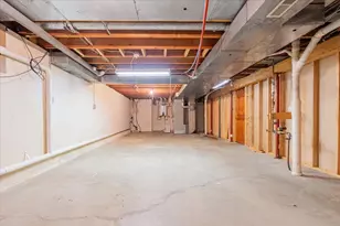 10 Inverness Dr, Bloomington, IL 61701 - Photo 35