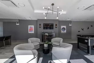 211 W Scott St, Chicago, IL 60610 - Photo 15