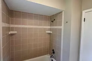 425 Cottonwood Rd, Frankfort, IL 60423 - Photo 17