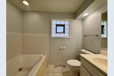 3836 W 115th Place, Alsip, IL 60803 - Photo 11