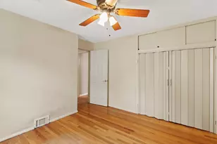 1208 W William St, Champaign, IL 61821 - Photo 13