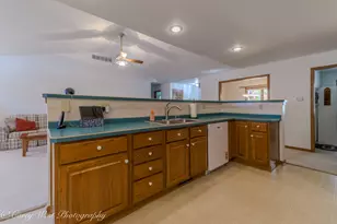 1208 Foxpointe Dr, Sycamore, IL 60178 - Photo 11