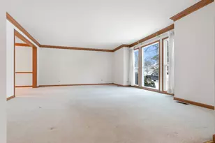 1121 Redwood Dr, Algonquin, IL 60102 - Photo 5