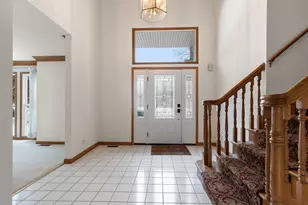 1121 Redwood Dr, Algonquin, IL 60102 - Photo 3