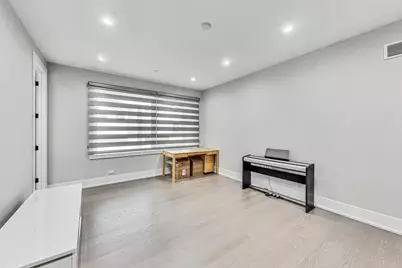 1331 Pfingsten Road, Northbrook, IL 60062 - Photo 23