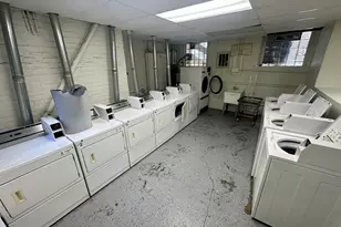 1214 W Jarvis Ave, Chicago, IL 60626 - Photo 11