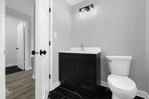 7616 S 78th Ave, Bridgeview, IL 60455 - Photo 7