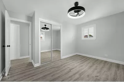 7616 S 78th Avenue, Bridgeview, IL 60455 - Photo 9