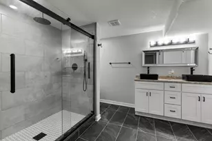 17803 Dogwood Ln, Hazel Crest, IL 60429 - Photo 13