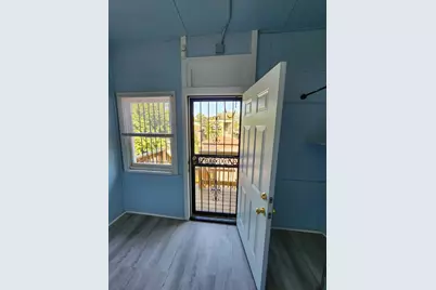 7553 S Luella Avenue, Chicago, IL 60649 - Photo 17