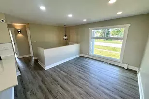 16701 Highview Ave, Orland Hills, IL 60487 - Photo 9