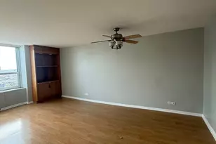 720 W Gordon Terrace, Chicago, IL 60613 - Photo 7