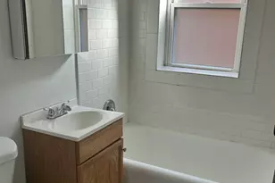 5427 W Montrose Ave, Chicago, IL 60641 - Photo 13