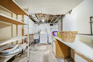 3915 N Kenneth Ave, Chicago, IL 60641 - Photo 31