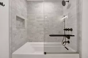 33 W Ontario St, Chicago, IL 60654 - Photo 21