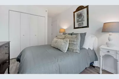 33 W Ontario Street #21H, Chicago, IL 60654 - Photo 13