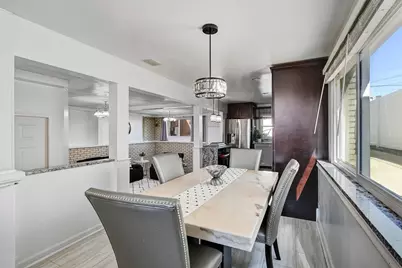 7702 W 66th Street, Bedford Park, IL 60501 - Photo 7