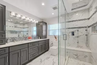 7702 W 66th Street, Bedford Park, IL 60501 - Photo 21