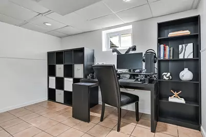 7702 W 66th Street, Bedford Park, IL 60501 - Photo 23