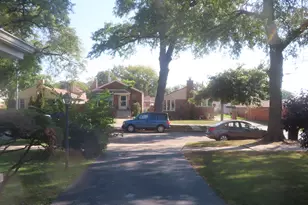 11438 S Maplewood Ave, Chicago, IL 60655 - Photo 23