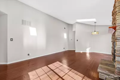 868 Quin Court #201, Naperville, IL 60563 - Photo 5