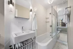 1242 N Lake Shore Dr, Chicago, IL 60610 - Photo 23