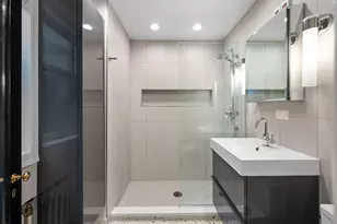 1242 N Lake Shore Dr, Chicago, IL 60610 - Photo 21