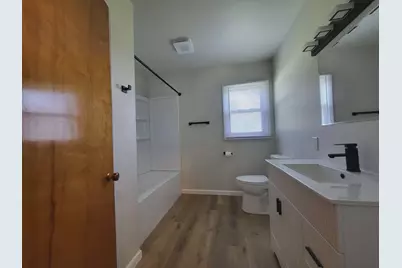 405 S Grove Street, Colfax, IL 61728 - Photo 5