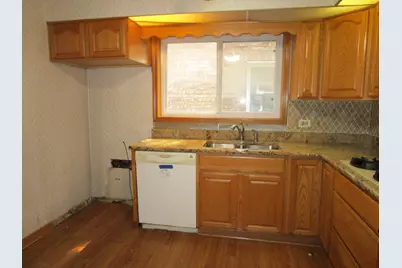 942 Bellwood Avenue, Bellwood, IL 60104 - Photo 9