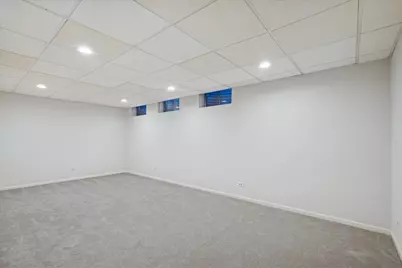 [Address not provided], Burr Ridge, IL 60527 - Photo 27