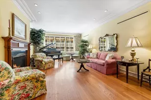 [Address not provided], Chicago, IL 60611 - Photo 5