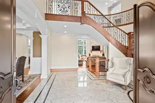 17W033 87th St, Willowbrook, IL 60527 - Photo 13