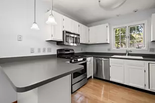 1372 Armour Rd, Bourbonnais, IL 60914 - Photo 7