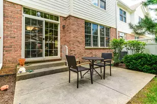 1834 Torrey Pkwy, Libertyville, IL 60048 - Photo 33