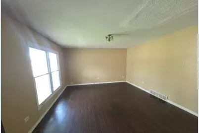 1031 Blackhawk Drive, University Park, IL 60484 - Photo 3