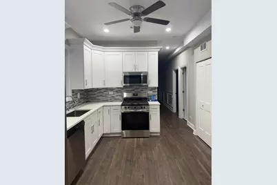 8509 S Brandon Avenue, Chicago, IL 60617 - Photo 3