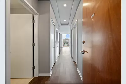 1550 W Cornelia Avenue #403, Chicago, IL 60657 - Photo 3