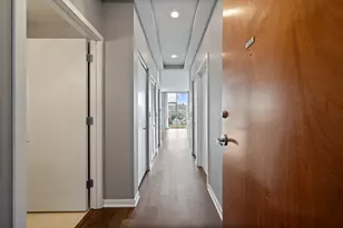 1550 W Cornelia Ave, Chicago, IL 60657 - Photo 3